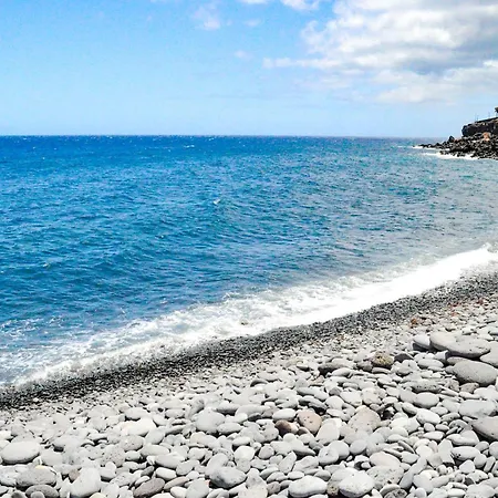 Relax Sunny Golf Apartment